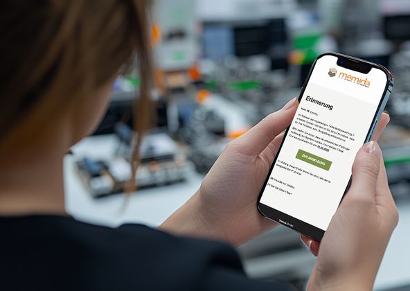 Sie werden rechtzeitig über eine anstehende Kalibrierung benachrichtigt. Memida sendet Ihnen dazu eine E-Mail zu.